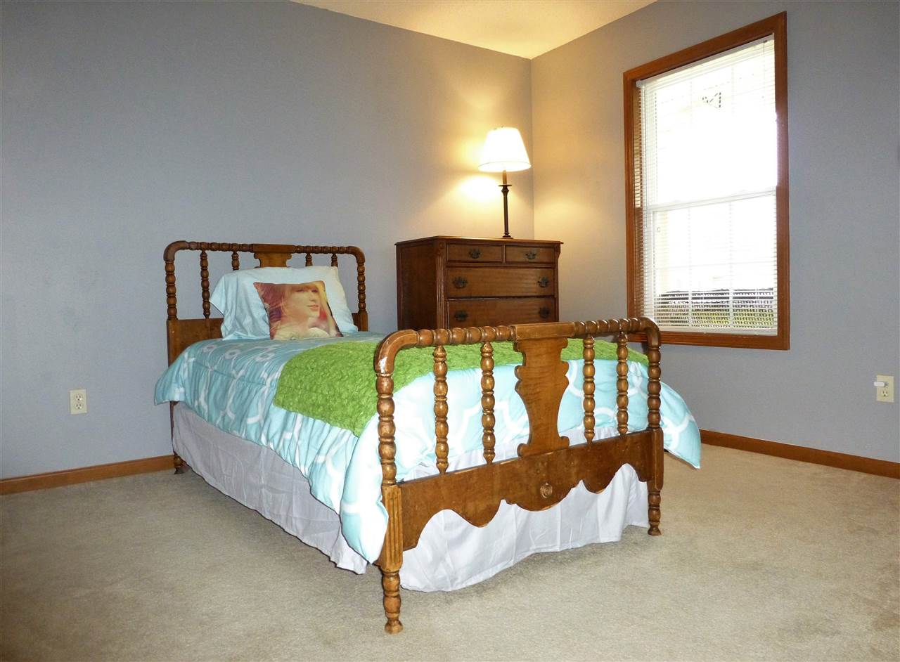 5708 Rio Canyon Run Fort Wayne, IN 46825 - Photo 21 of 28 Gallery Image 21