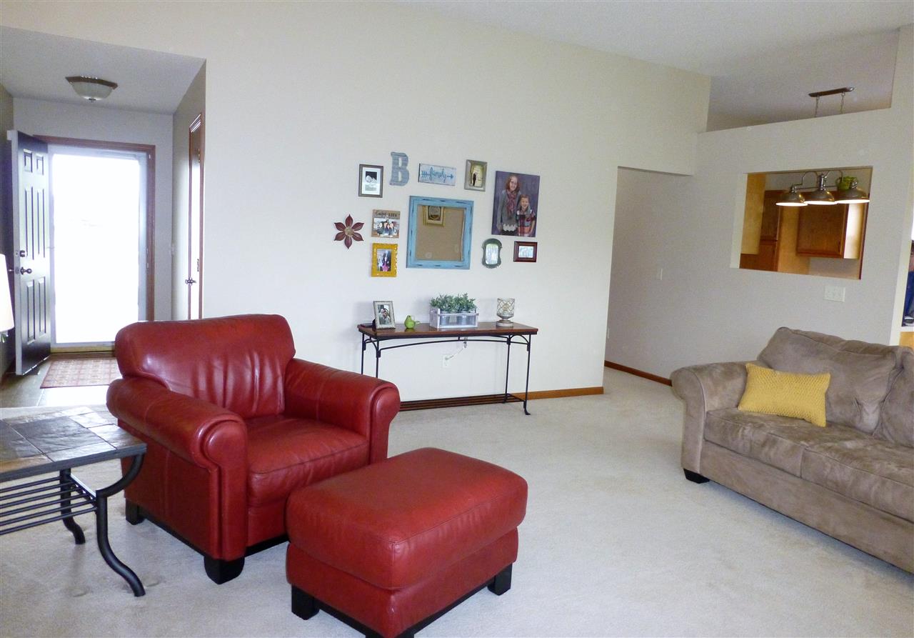 5708 Rio Canyon Run Fort Wayne, IN 46825 - Photo 6 of 28 Gallery Image 6
