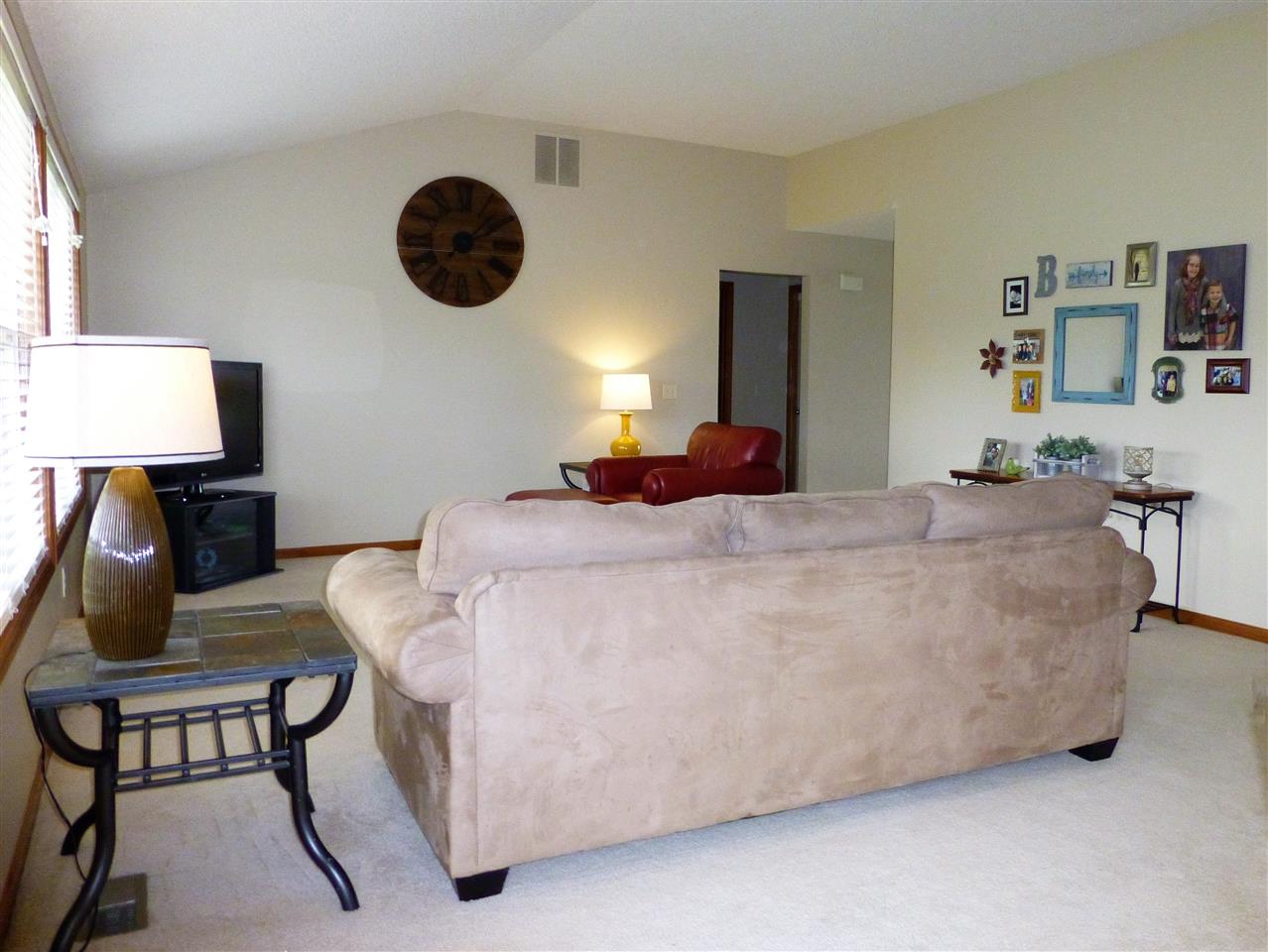 5708 Rio Canyon Run Fort Wayne, IN 46825 - Photo 7 of 28 Gallery Image 7