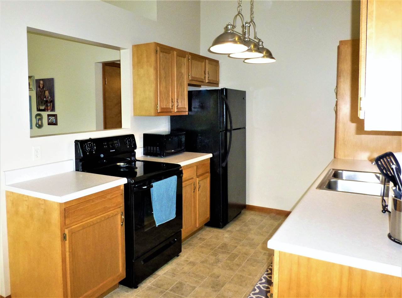 5708 Rio Canyon Run Fort Wayne, IN 46825 - Photo 10 of 28 Gallery Image 10