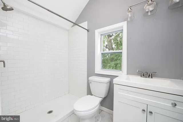 $2,095 | 133 East Federal Street, Burlington, NJ 08016