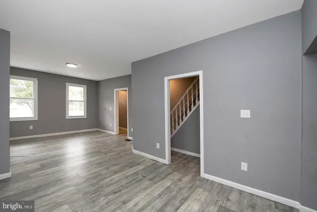 $2,095 | 133 East Federal Street, Burlington, NJ 08016