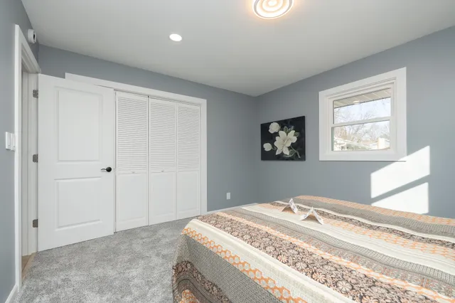 $585,000 | 300 Viking Drive, Mankato, MN 56001