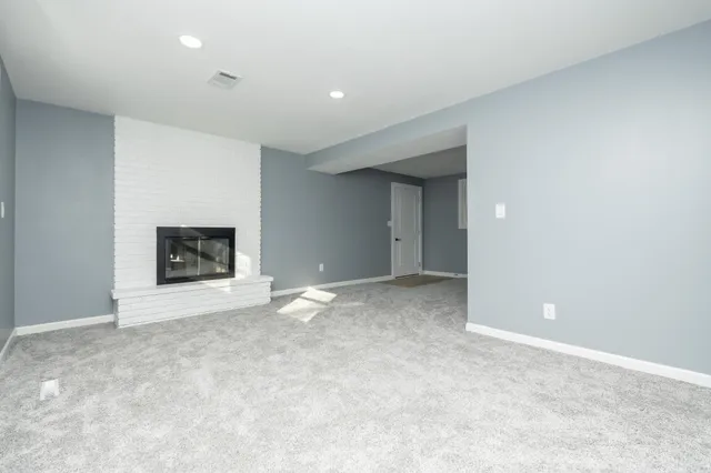 $595,000 | 300 Viking Drive, Mankato, MN 56001