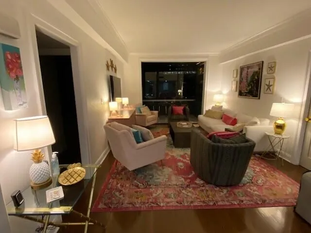 $3,500 | 14 Lockwood Drive, Unit 6I, Charleston, SC 29401