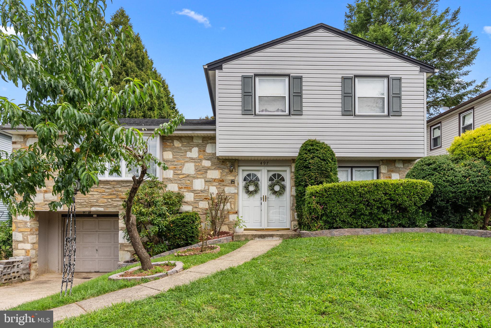 497 Pinewood Road Philadelphia, PA 19116 - Photo 1 of 33 Gallery Image 1