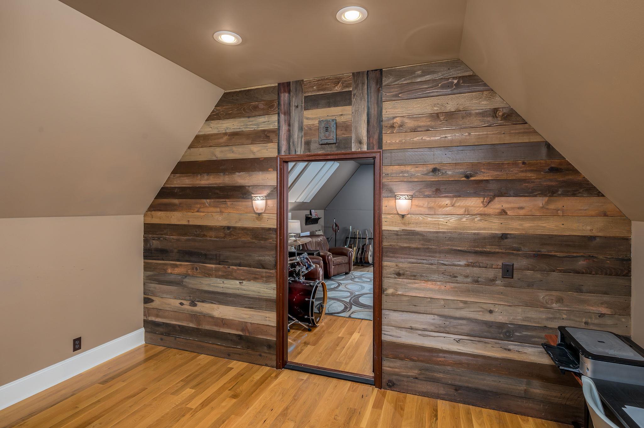 105 Rockingham Drive Murfreesboro, TN 37129 - Photo 13 of 30 a view of entryway with wooden floor