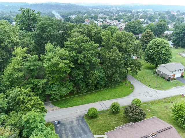 $30,000 | 0 Walnut Street, Connellsville, PA 15425