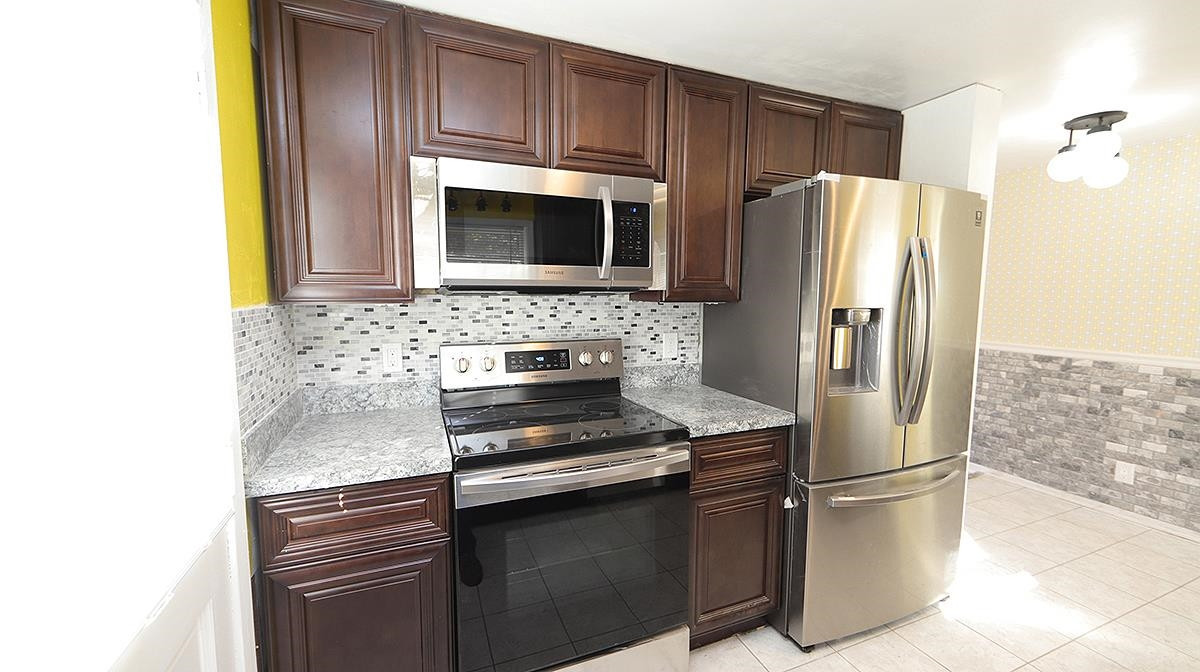 820 Cross Link Road Raleigh, NC 27610 - Photo 6 of 13 Photo 6