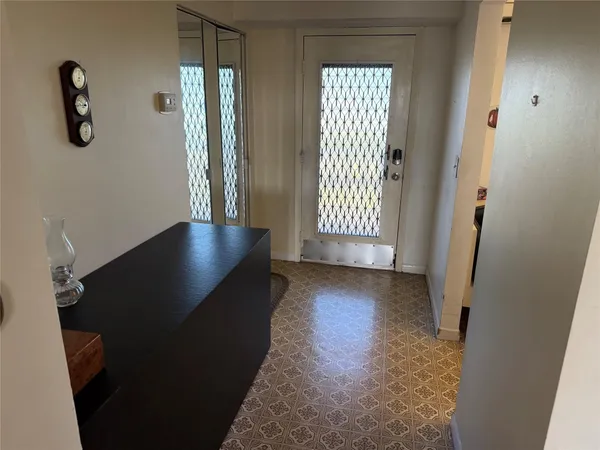 $174,900 | 200 Southeast 5th Avenue, Unit 606, Dania Beach, FL 33004