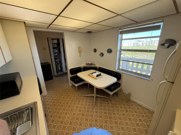 $174,900 | 200 Southeast 5th Avenue, Unit 606, Dania Beach, FL 33004