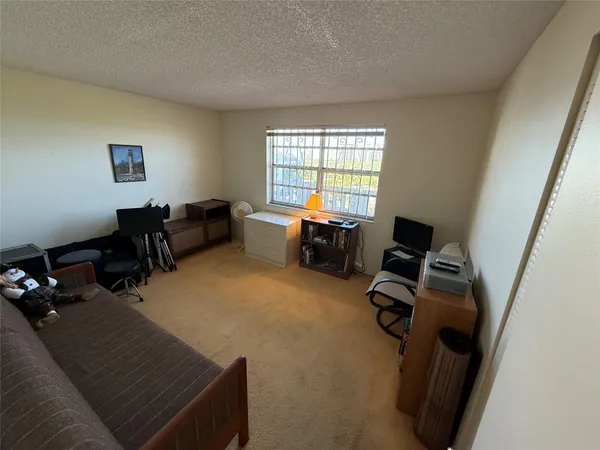 $174,900 | 200 Southeast 5th Avenue, Unit 606, Dania Beach, FL 33004