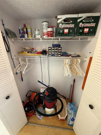 $174,900 | 200 Southeast 5th Avenue, Unit 606, Dania Beach, FL 33004