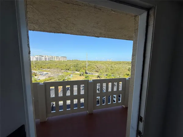 $174,900 | 200 Southeast 5th Avenue, Unit 606, Dania Beach, FL 33004