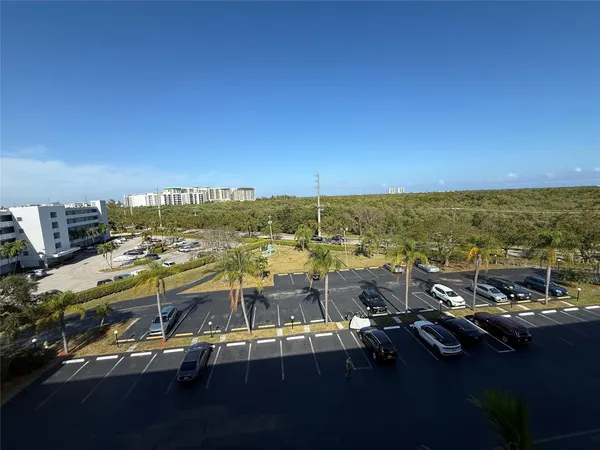 $174,900 | 200 Southeast 5th Avenue, Unit 606, Dania Beach, FL 33004