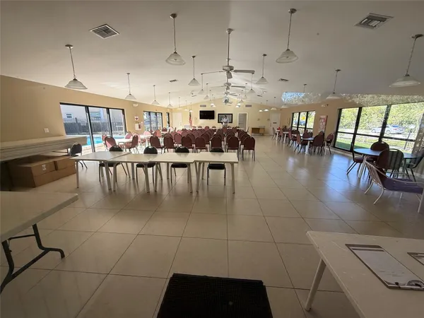 $174,900 | 200 Southeast 5th Avenue, Unit 606, Dania Beach, FL 33004