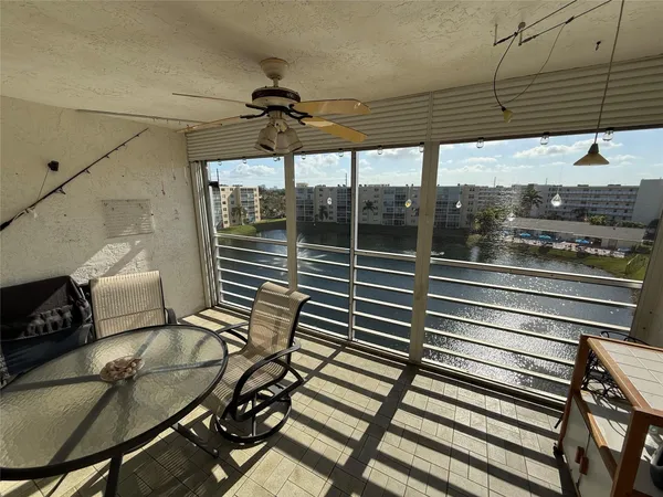 $174,900 | 200 Southeast 5th Avenue, Unit 606, Dania Beach, FL 33004