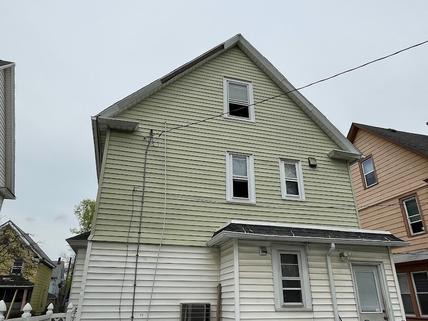 207 Herald Street Rochester, NY 14621 - Photo 6 of 50