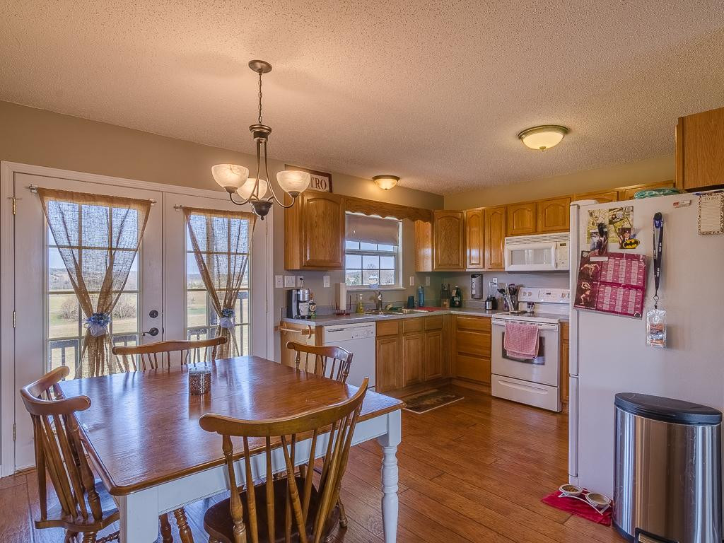 250 Ebenezer Loop Chuckey, TN 37641 - Photo 5 of 33 Photo 5