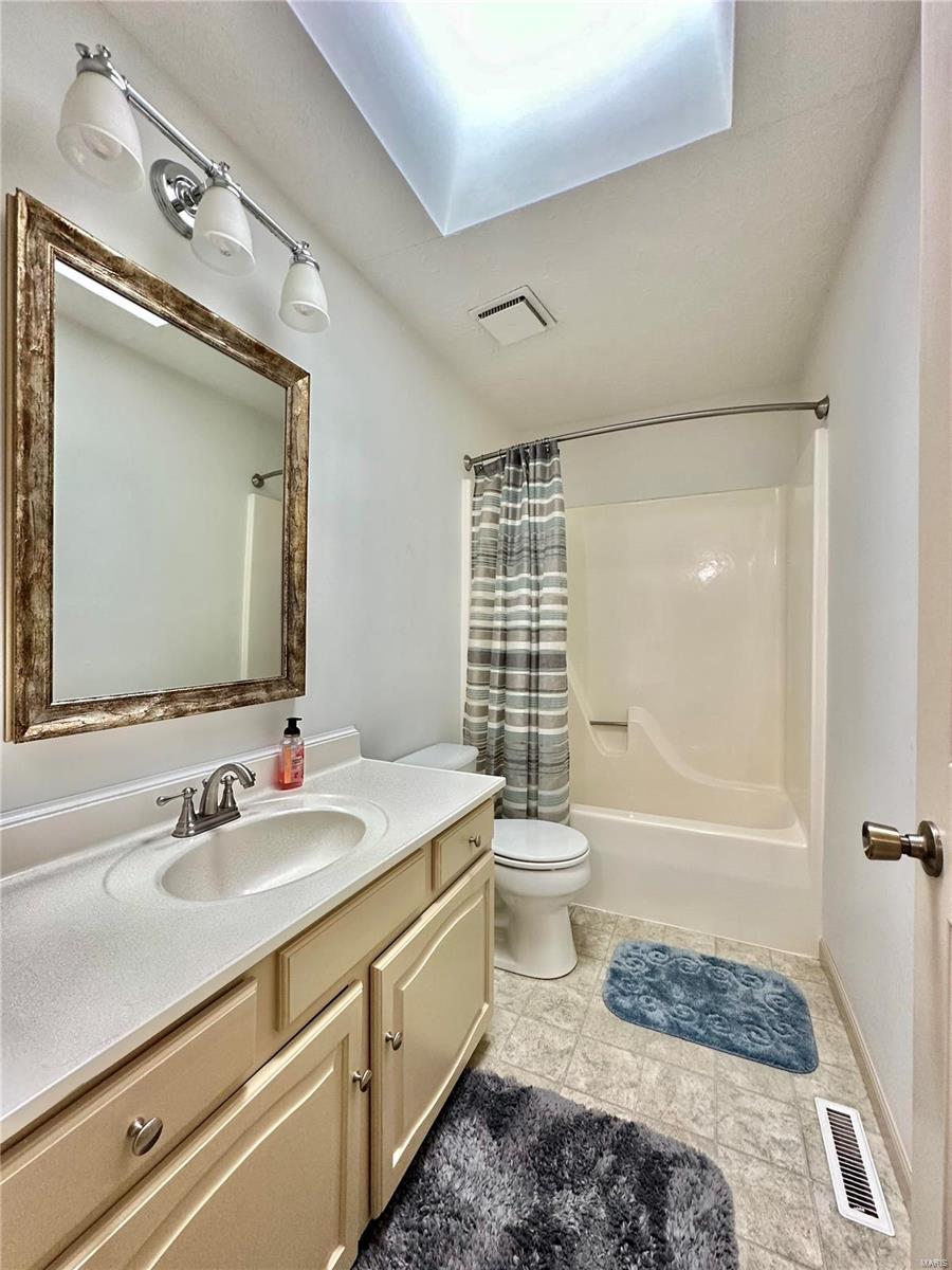 1979 Raintree Trail Collinsville, IL 62234 - Photo 41 of 52 Gallery Image 41