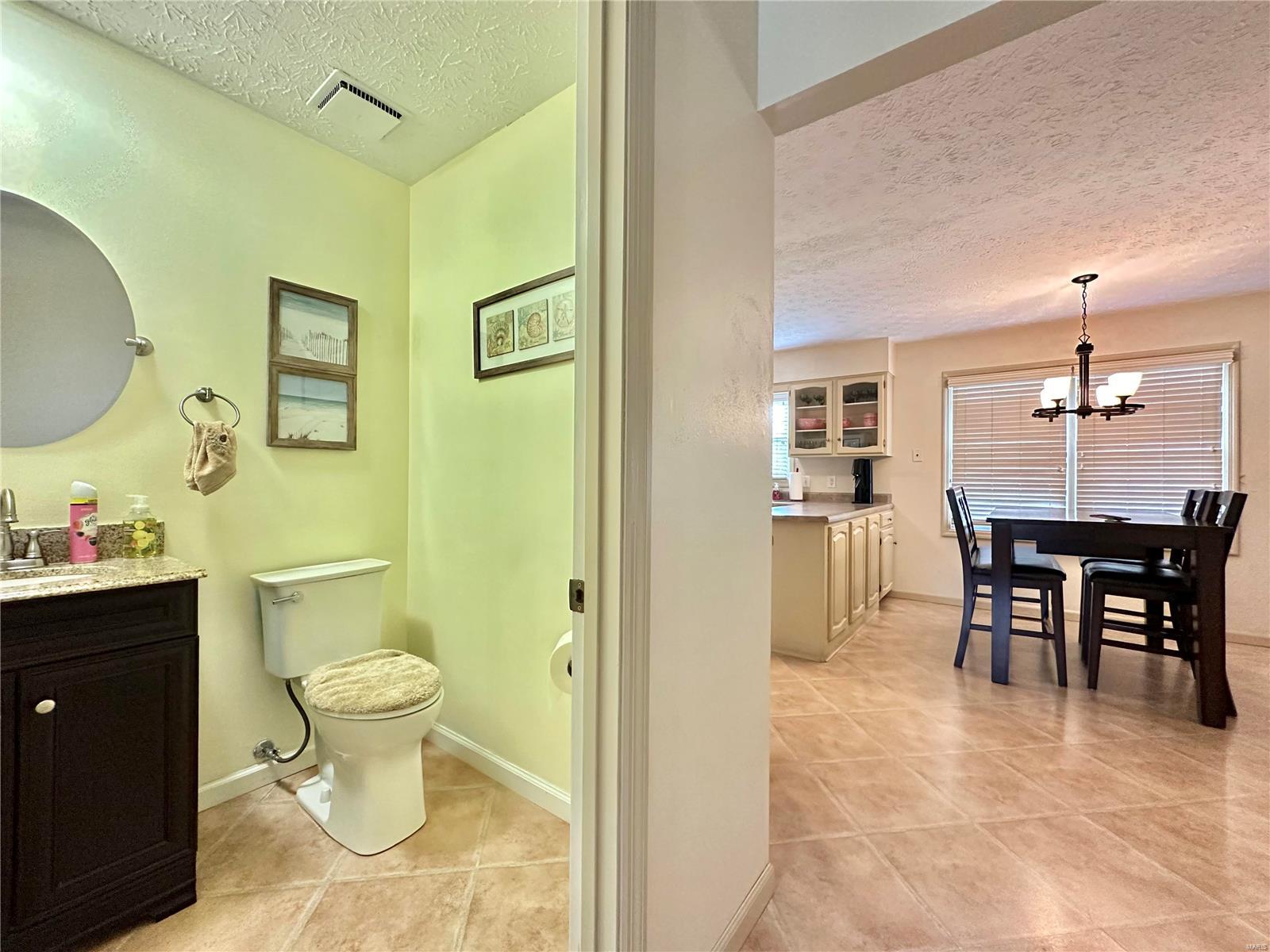 1979 Raintree Trail Collinsville, IL 62234 - Photo 8 of 52 Gallery Image 8