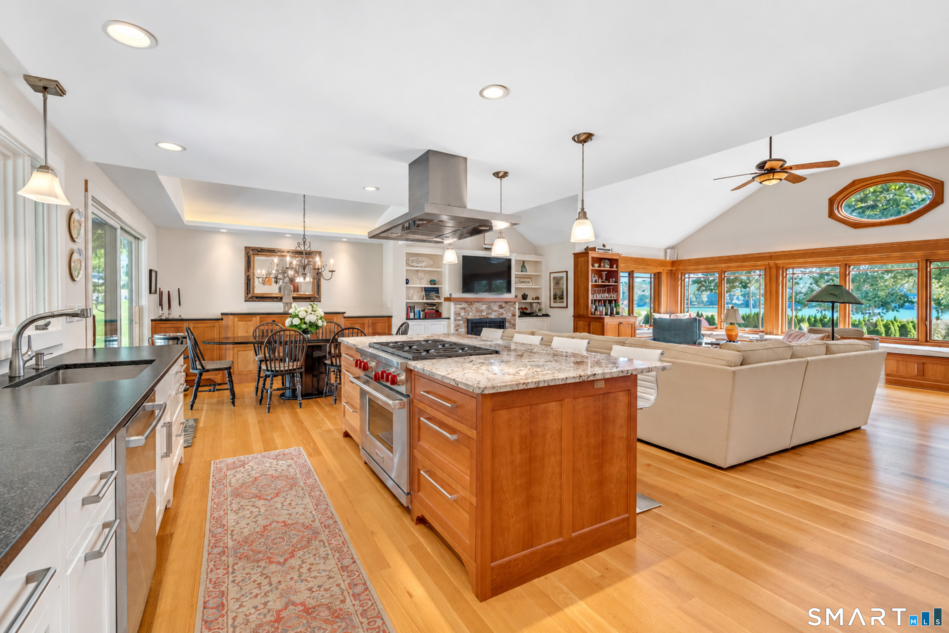 901 River Road Groton, CT 06355 - Photo 10 of 40 Gallery Image 10