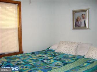 723 West Evesham Road Runnemede, NJ 08078 - Photo 5 of 12 Bedroom - Main