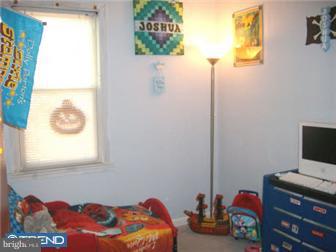 723 West Evesham Road Runnemede, NJ 08078 - Photo 6 of 12 Bedroom 2