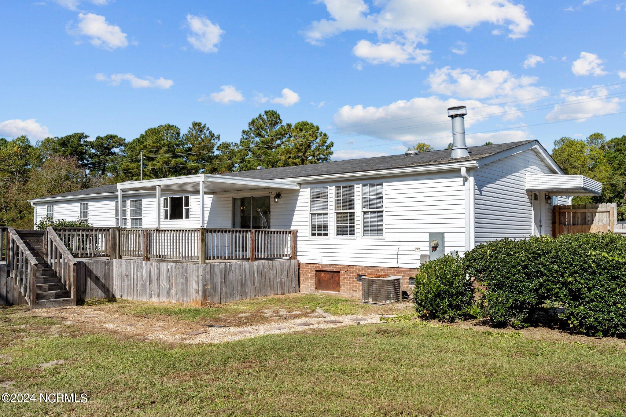 651 Fowler Manning Road Richlands, NC 28574 - Photo 38 of 45 39-web-or-mls-09