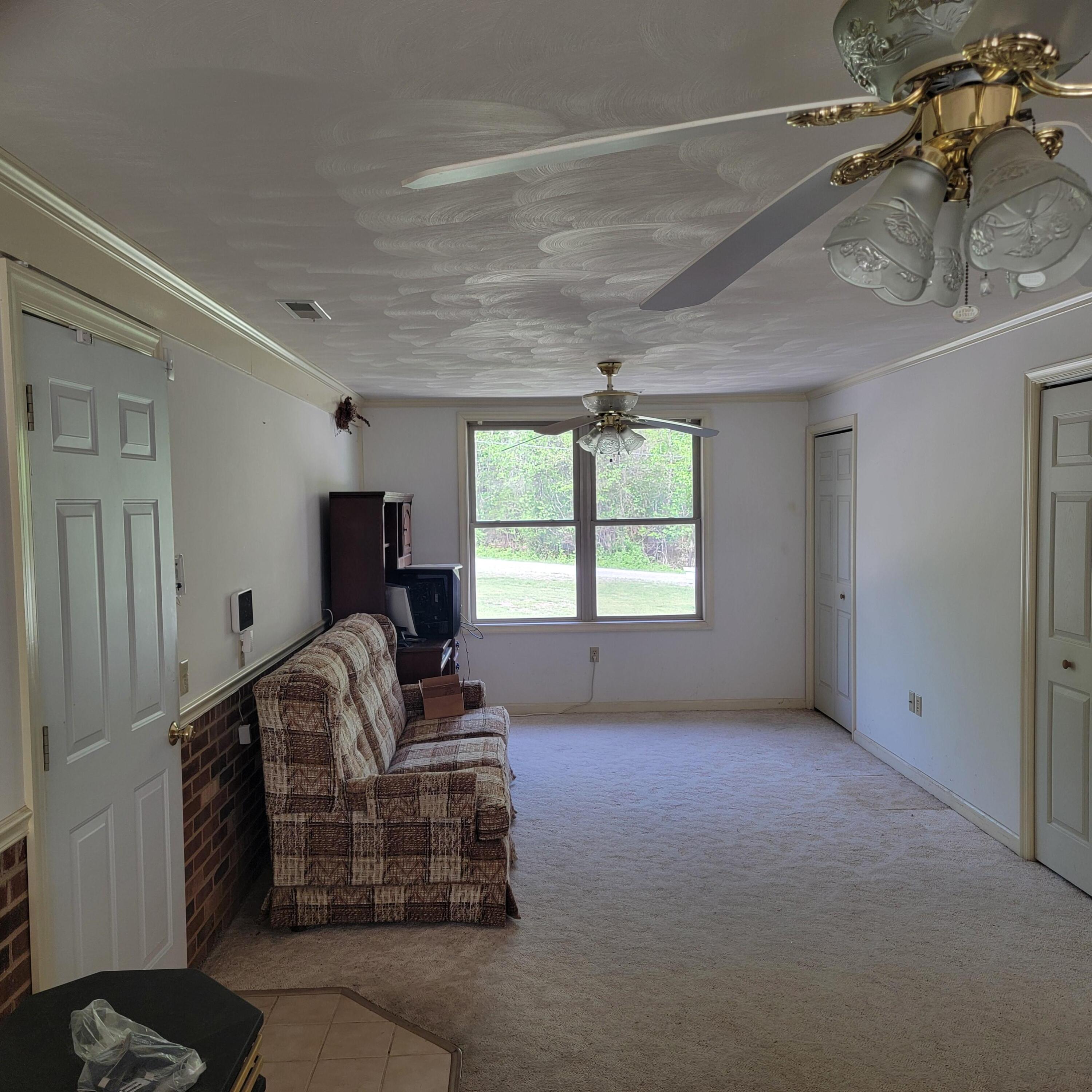 1106 Hogan Road Blue Ridge, VA 24064 - Photo 13 of 29 1000007823