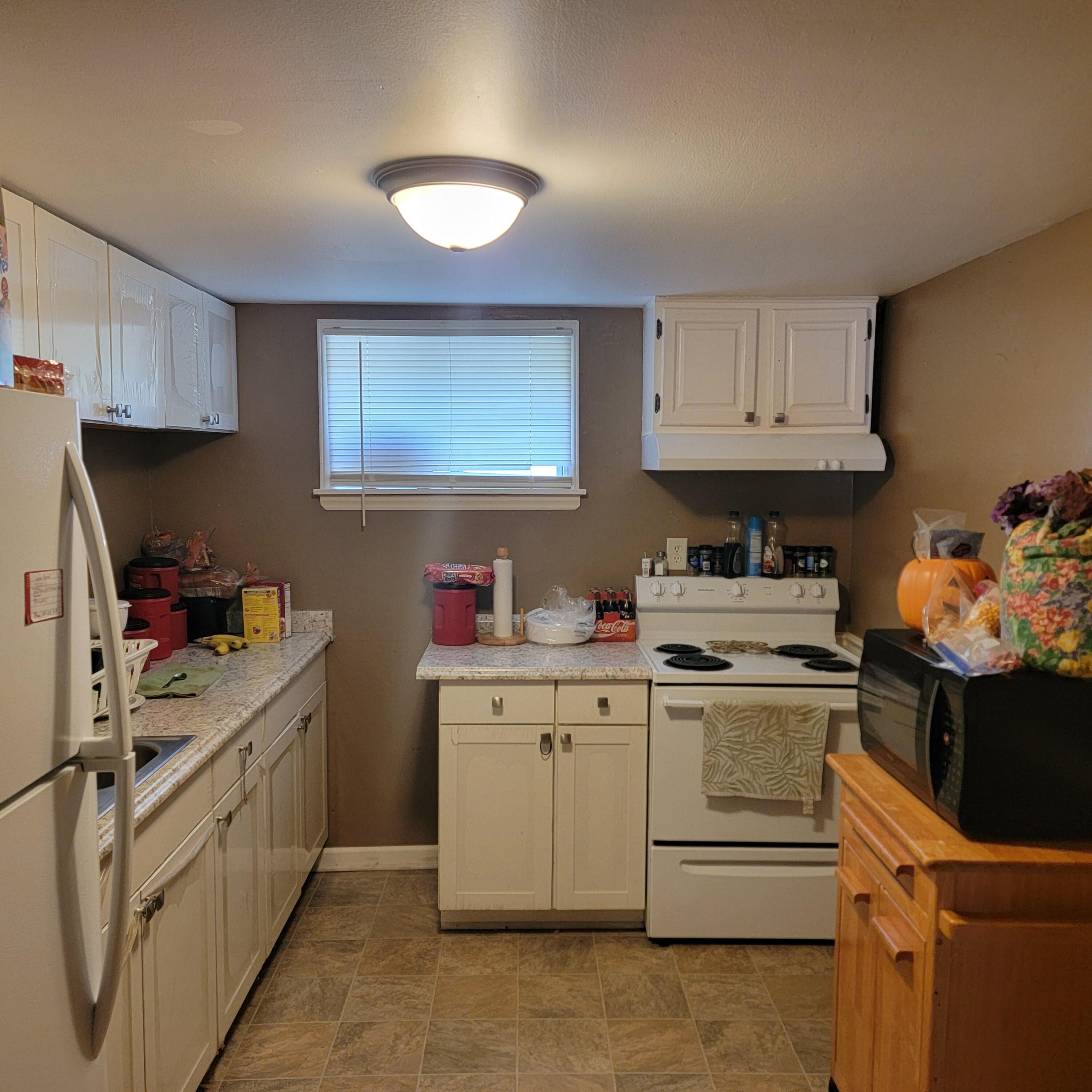 1106 Hogan Road Blue Ridge, VA 24064 - Photo 25 of 29 inlaw