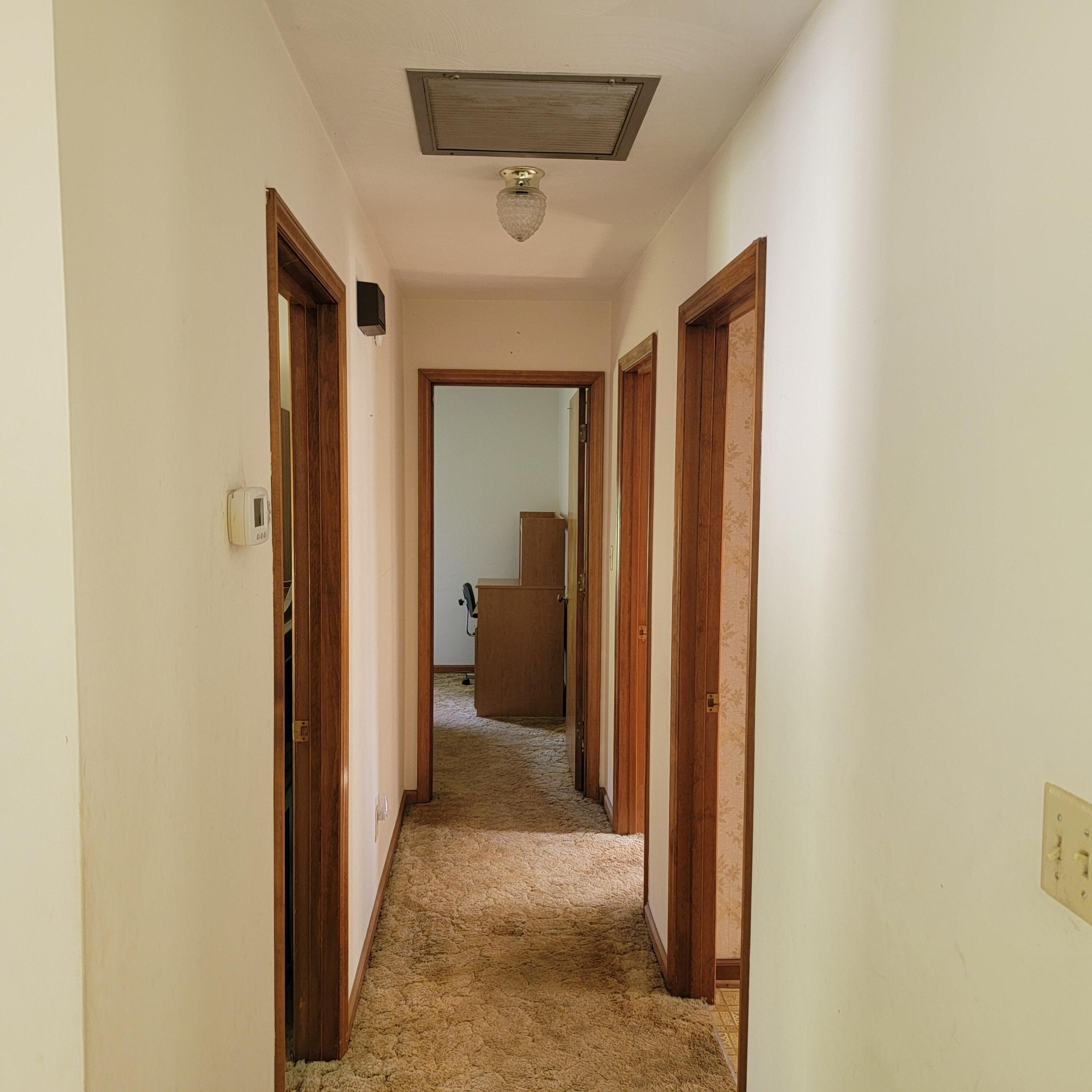 1106 Hogan Road Blue Ridge, VA 24064 - Photo 4 of 29 1000007814