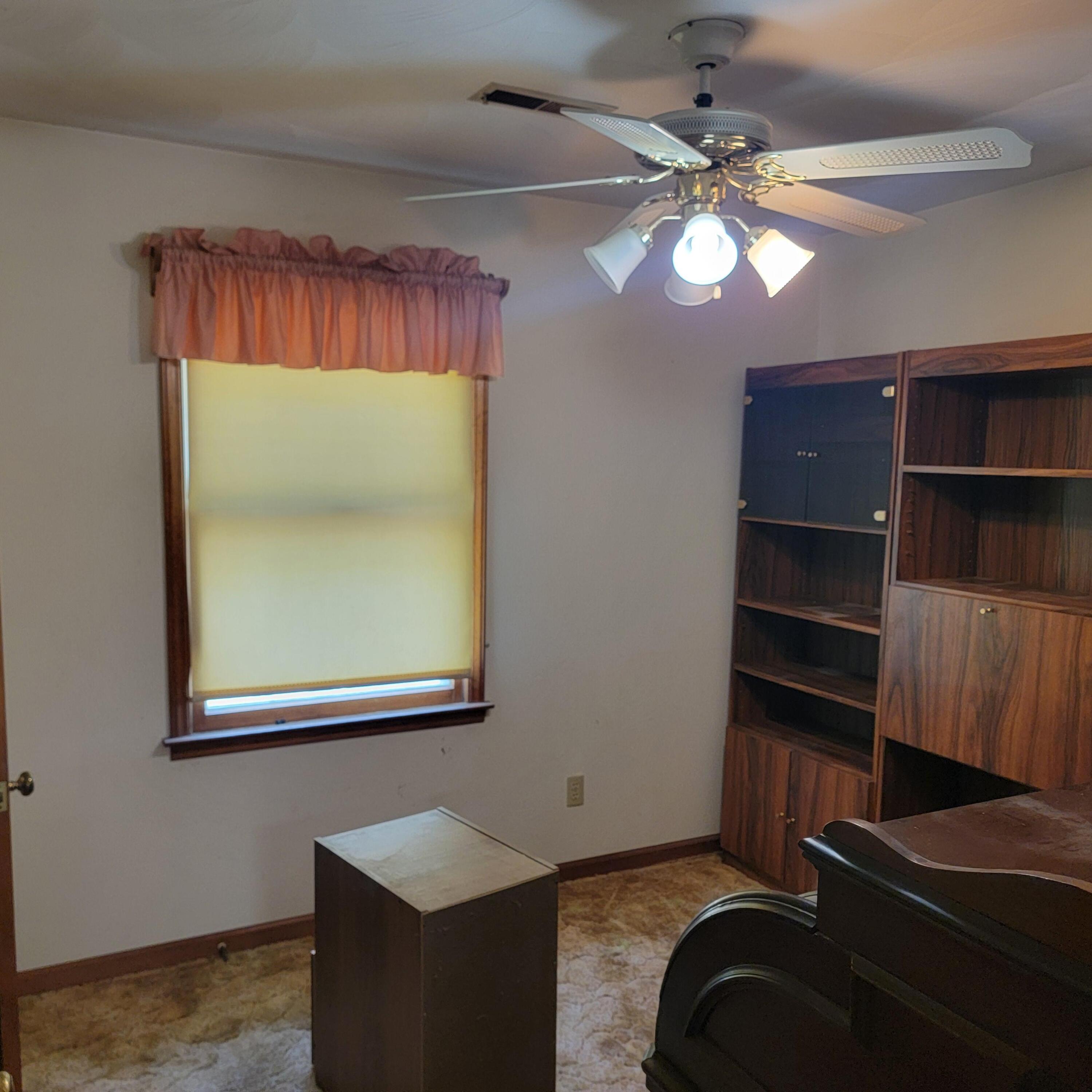 1106 Hogan Road Blue Ridge, VA 24064 - Photo 5 of 29 1000007815