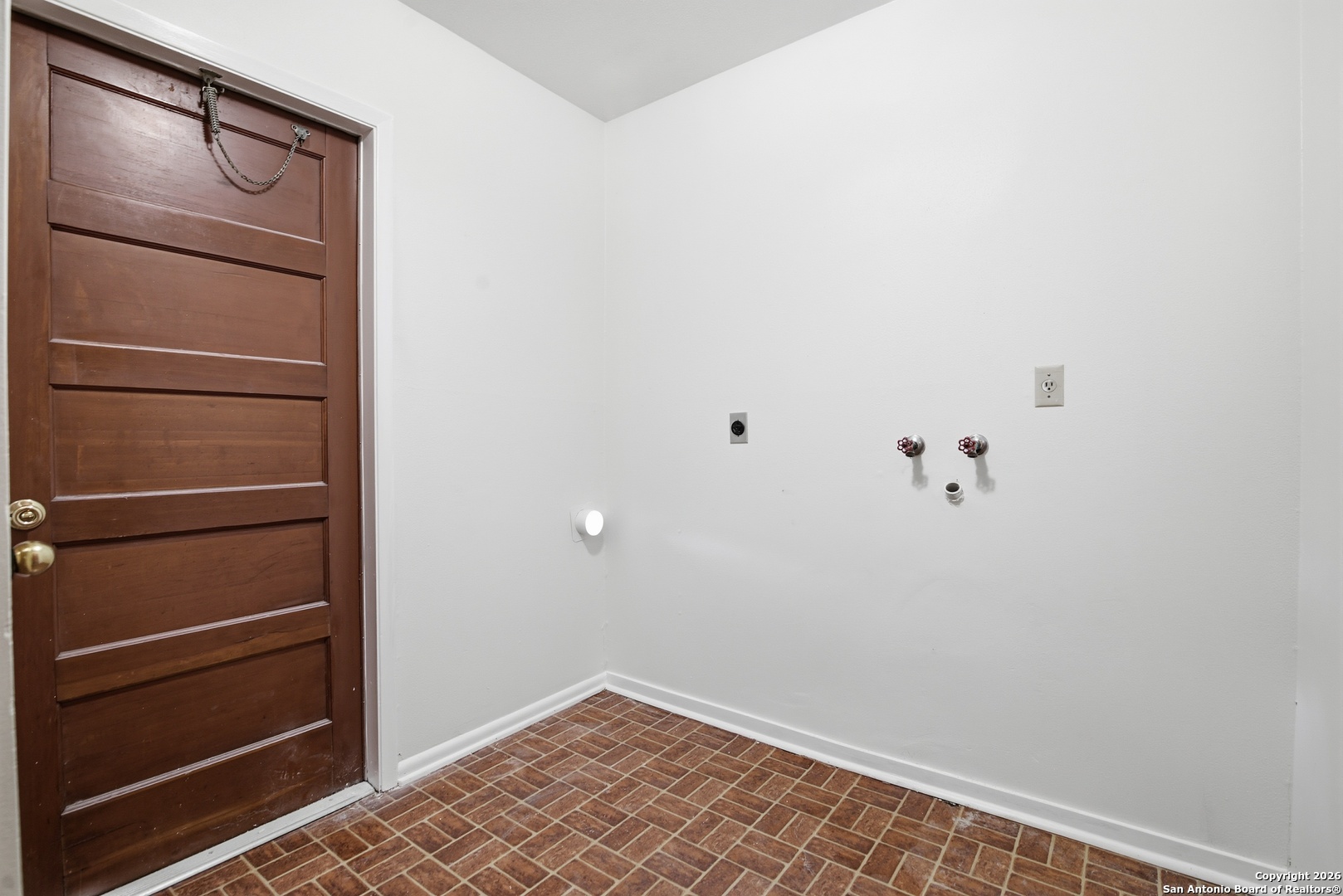 9366 Schaefer Road Converse, TX 78109 - Photo 13 of 18