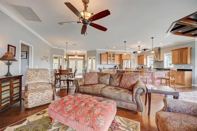 $2,249,000 | 300 Quay Assisi Court, New Smyrna Beach, FL 32169