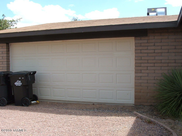 912 South Cody Loop Road Oracle, AZ 85623 - Photo 7 of 9