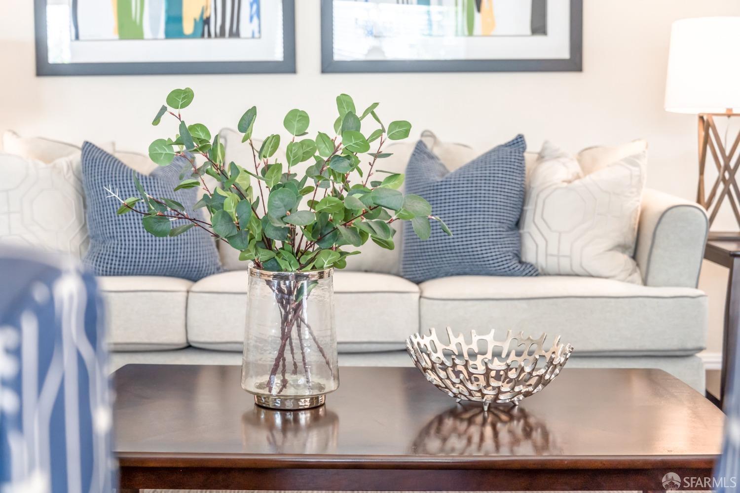 4603 Chelsea Drive Oakley, CA 94561 - Photo 6 of 36 a vase of flowers sitting on a table