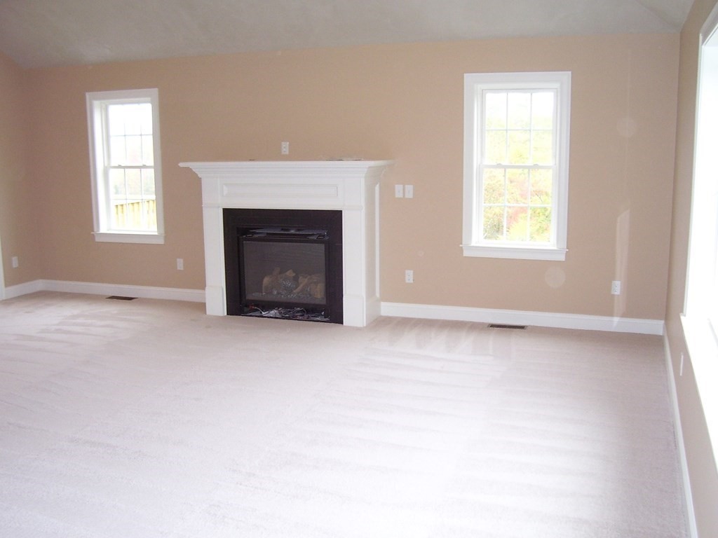 14 Woodside Avenue Rutland, MA 01543 - Photo 3 of 10 Gallery Image 3