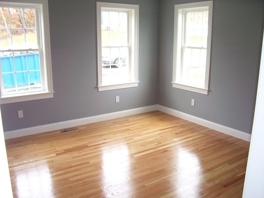 14 Woodside Avenue Rutland, MA 01543 - Photo 5 of 10 Gallery Image 5