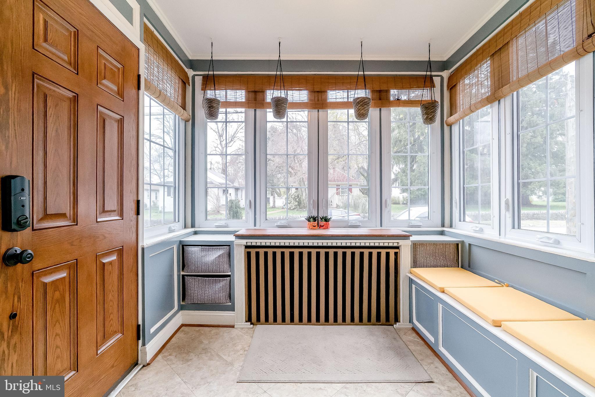 21 Waverly Road Wyncote, PA 19095 - Photo 3 of 25 Bright Sunroom