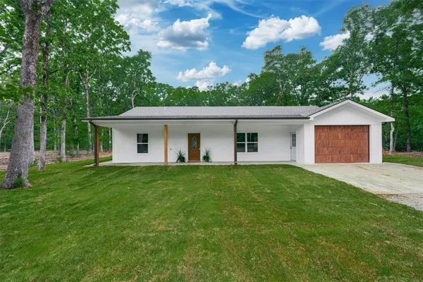 $310,000 | 130 Private Road, Sumner, TX 75486
