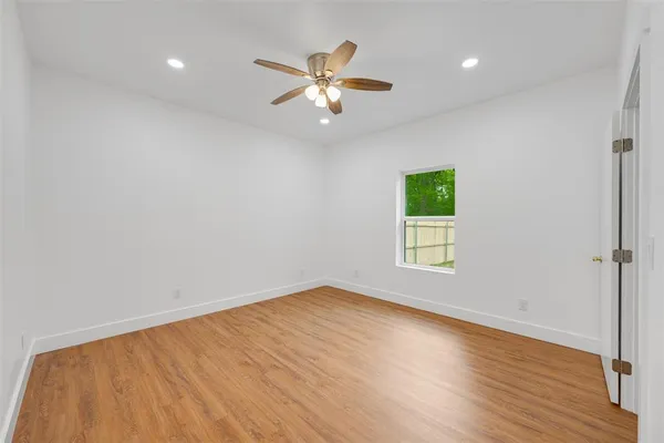 $310,000 | 130 Private Road, Sumner, TX 75486