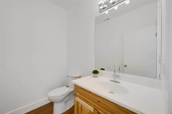 $310,000 | 130 Private Road, Sumner, TX 75486