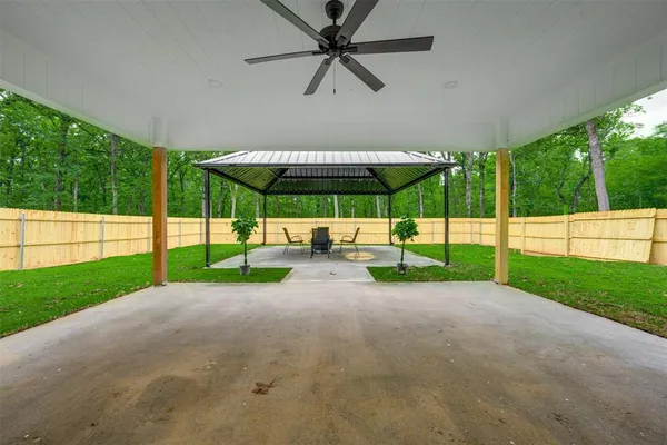 $310,000 | 130 Private Road, Sumner, TX 75486