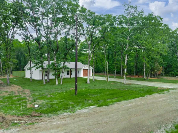 $310,000 | 130 Private Road, Sumner, TX 75486