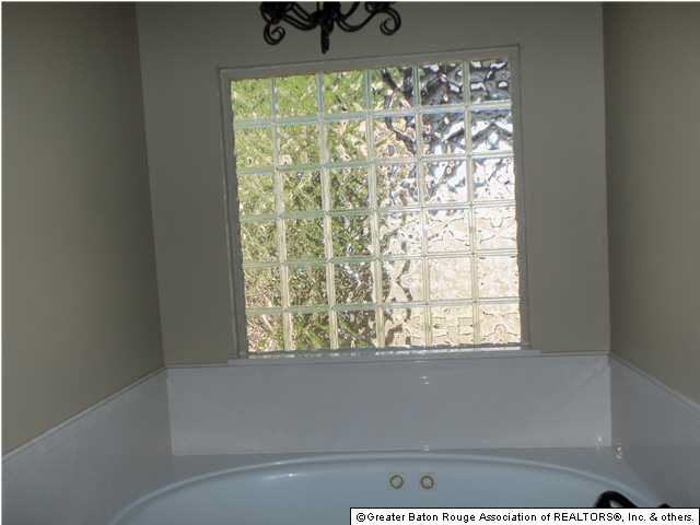 8605 Grand View Drive Baton Rouge, LA 70809 - Photo 14 of 23 Gallery Image 14