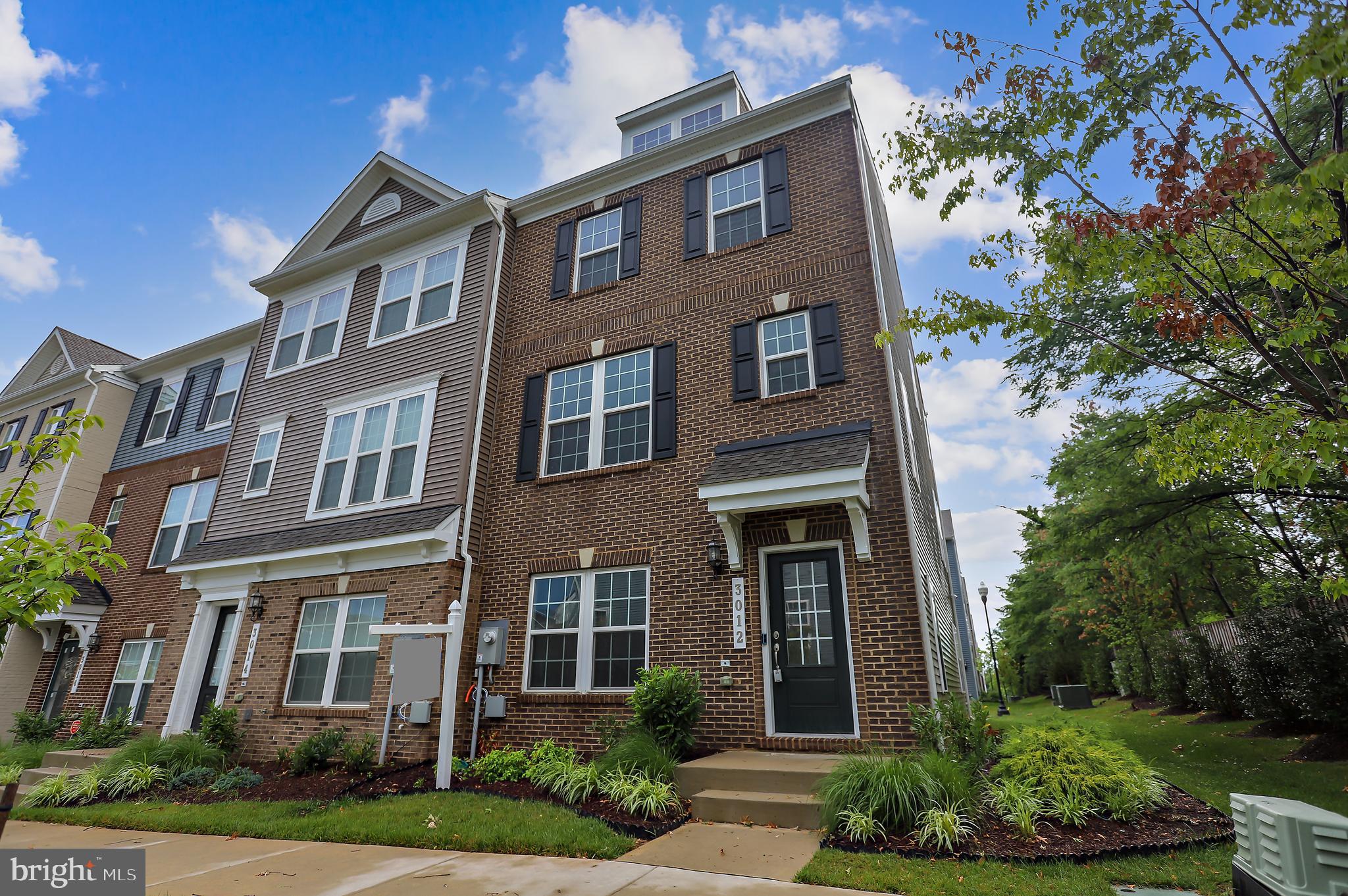 3012 Pinebrook Road Landover, MD 20785 - Photo 4 of 37 Gallery Image 4