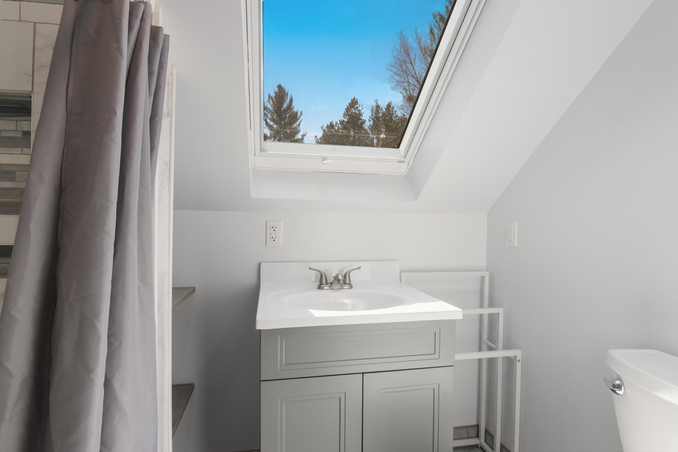 3260 East Long Lake Road Traverse City, MI 49685 - Photo 23 of 34