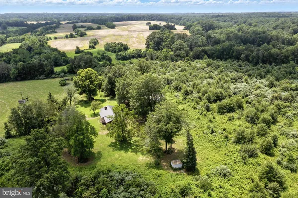 $999,900 | 18172 Youngs Lane, Stevensburg, VA 22741