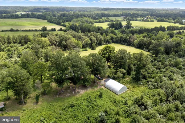 $999,900 | 18172 Youngs Lane, Stevensburg, VA 22741
